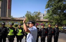    2018年5月16日北京军友保安服务有限公司昆明分公司配合红云派出所民警对昆明师专附小进行防震减灾、暴力恐怖袭击及法律常识培训。