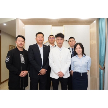 西城时代李克勤.jpg